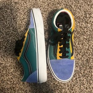 Vans women’s size 6